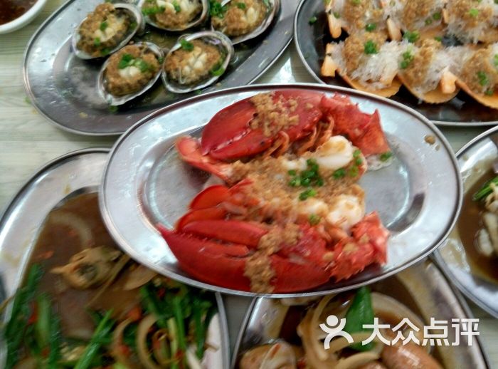 三亚鸿顺海鲜加工_顺丰快递海鲜配送图片_海鲜加工图片