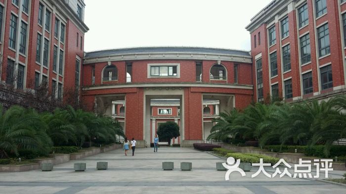 上海理工大学(军工路校区)图片 - 第1张